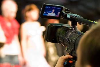 Se aprobó brindar acompañamiento a los proyectos ganadores del Concurso Nacional Fondo Cine para favorecer su posicionamiento y proyección internacional.