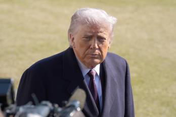 El presidente de Estados Unidos, Donald Trump, habla este viernes en la Casa Blanca, en Washington.