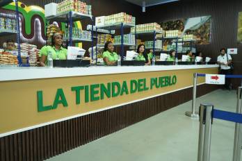Tienda del Pueblo del IMA en Frigo, San Antonio.
