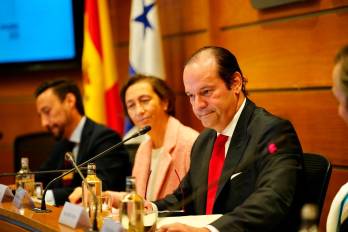 El canciller panameño, Javier Martínez-Acha Vásquez, encabezará la misión al Golfo Pérsico.