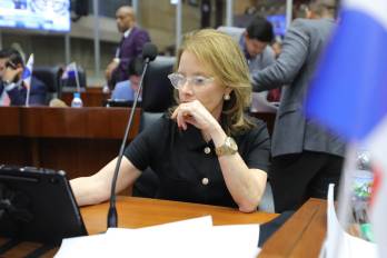 La diputada independientes Paulette Thomas de la Coalición Vamos