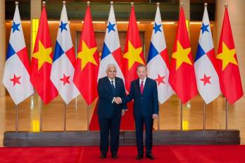 El presidente de Panamá, José Raúl Mulino Quintero, y el presidente de Vietnam, Tô Lâm, encabezan la firma de acuerdos bilaterales en Hanói.