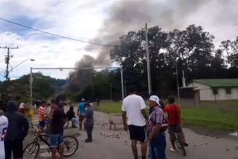 Durante el desarrollo de este sábado, los enfrentamientos se han mantenido, especialmente en la comunidad de Alto del Valle.