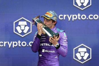 El italiano Andrea Kimi Antonelli (Mercedes) en el podio del Gran Premio de Miami