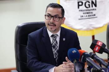 El procurador Luis Gómez Rudy presentó un balance de la gestión de las fiscalías anticorrupción y defendió cambios para fortalecer la persecución penal.