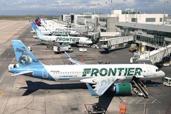 La aerolínea Frontier Airlines lamentó el incidente en un comunicado.