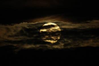 Esta luna se pudo apreciar en Panamá la noche de este 17 de octubre.