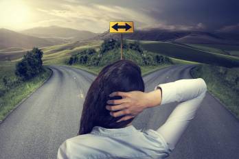 El crecimiento profesional también implica soltar cargas emocionales y abrir espacio a nuevas oportunidades.