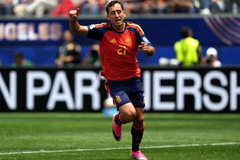 El futbolista Mikel Oyarzabal de España.