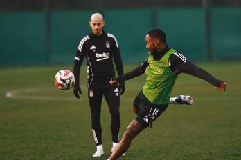 Michael Murillo durante un entrenamiento con el Besiktas.
