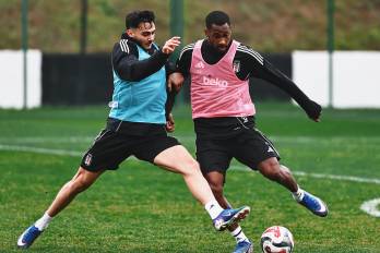 Michael Murillo (der.) durante un entrenamiento con el Besiktas.