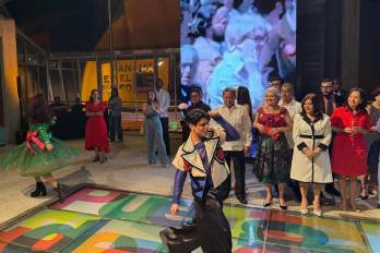 Los presentes disfrutaron del espectáculo alegórico de la Embajada de España en el Biomuseo.