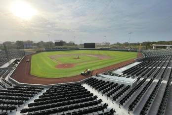 Vista al estadio Mariano Rivera, ubicado en el corregimiento de Puerto Caimito, en La Chorrera.