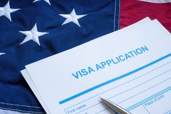 El Departamento de Estado de Estados Unidos anunció nuevas restricciones de visa contra ciudadanos centroamericanos vinculados al Partido Comunista Chino.