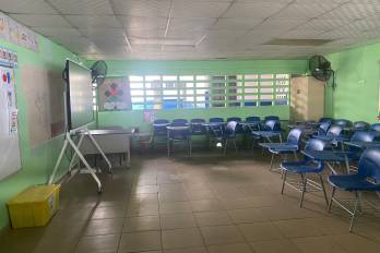 Cerca del 45 % de los estudiantes del sistema público continúan sin recibir clases.