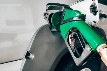 La iniciativa busca consolidar la transición energética de Panamá hacia fuentes más limpias y sostenibles, en línea con la Ley 295 de 2022.