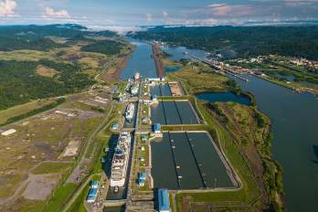 Canal de Panamá registra más de 970 tránsitos en mayo