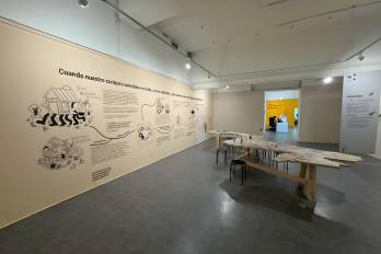 ¿Qué ocurre cuando el arte se convierte en una práctica compartida, capaz de conectar conocimientos, experiencias y maneras de hacer? Esa pregunta atraviesa la última exposición en el MAC Panamá.