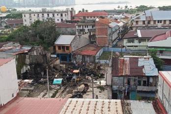 El incendio se reportó pasadas las 11:00 p.m. de este domingo 2 de junio.