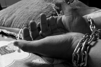 La explotación laboral, la explotación sexual y la pornografía infantil son las modalidades que se apoyan en la trata de personas más comunes en Panamá.