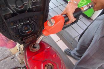 Panamá mantiene precios de combustibles por debajo de varios países vecinos, pero Belice aparece como el país con los combustibles más caros del listado tras convertir moneda local a dólares estadounidenses.
