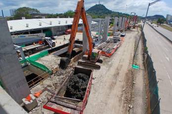 El 3 de febrero, la tuneladora culminó el cruce de la Línea 3, bajo el Canal de Panamá y llega a Balboa.