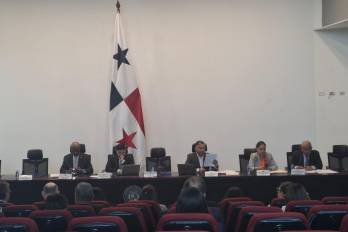 La Asamblea de Panamá debate la Ley de Sustancia Económica.