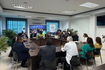 El Meduca y la Antai sostuvieron un encuentro ampliado con los 10 candidatos a la rectoría, decanos, vicedecanos y directores de las distintas extensiones regionales de la primera casa de estudios superiores de la provincia