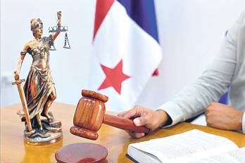 La atípica audiencia de garantías de Ralph Attie por caso Listo Wallet de la AIG