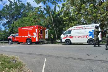 Los estamentos de seguridad y ambulancias han brindado atención primaria a los diferentes heridos.
