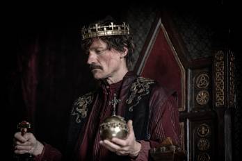 ‘Rey y Conquistador’ se centra en la Batalla de Hastings en 1066 con un reparto destacado.