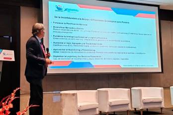 El economista, Eddie Tapiero, abordó la conferencia “Perspectivas de negocios en un mundo fragmentado”.