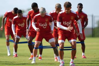 Selección de Panamá en medio de entrenamientos ante del partido con el equipo de Jamaica.