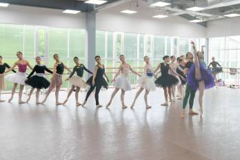 El Encuentro Nacional de Danza 2025 reúne a artistas, compañías y comunidades en espacios culturales de todo el país durante el mes de agosto.