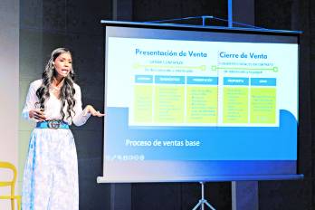Más que una sucesión de clases, ELITE funciona como un espacio de formación, análisis y ejecución. Su metodología se organiza alrededor de cinco pilares que conforman su nombre: Estructura, Liquidez, Ingresos, Tracción y Escalabilidad.