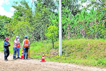 En la comunidad de Orarí, corregimiento de La Pintada, Coclé, se realizó la extensión de 1.86 km de línea de distribución eléctrica al Sistema Interconectado Nacional.