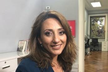 Para seleccionar a Giacaman Sarah, la Comisión tomó en cuenta sus cualidades profesionales, experiencia, capacidad técnica y liderazgo, así como sus habilidades para trabajar con Estados