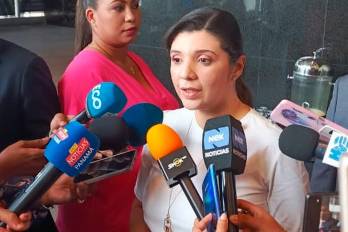 Jackeline Muñoz, ministra de Trabajo y Desarrollo Laboral.