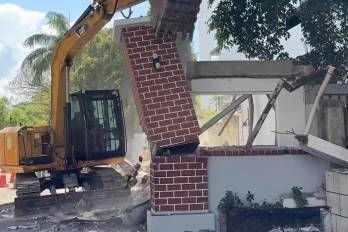 Junta Comunal de San Francisco recupera acceso a parque tras demolición de estructura irregular