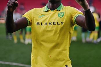 El defensor panameño, José Córdoba.