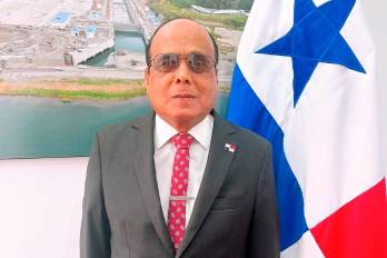 El embajador panameño Jaime Serrano Rivas, reconocido diplomático de carrera y profesor universitario.