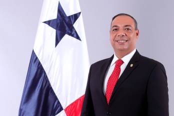 Javier Sucre, quien actualmente ocupa una curul por el circuito 8-4.