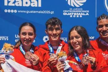 ¿Un tercer lugar para la historia?