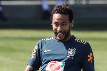 Fotografía de Antonio Lacerda, en la que puede verse en una imagen de archivo del 1 de junio de 2019 al delantero de la selección brasileña de fútbol Neymar, durante un entrenamiento.