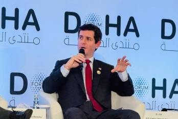 En este espacio, los panelistas compartieron perspectivas sobre los desafíos globales actuales y la necesidad de fortalecer los mecanismos de cooperación internacional