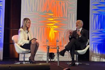 Ricaurte Vásquez, administrador general de la ACP participó en la Conferencia Marítima Internacional de Houston (HIMC), moderada por editora sénior de CNBC, Lori Ann LaRocco.