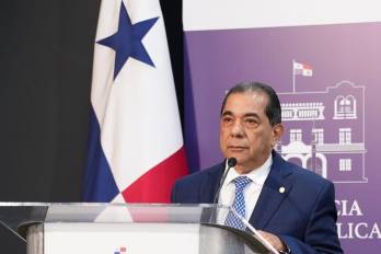 Ventura Vega Osorio, ministro de Educación.