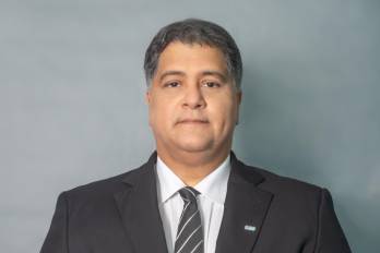 Para Edgar Ivankovich, director de Asuntos Corporativos de AES Panamá, la respuesta pasa por anticipar las inversiones en materia de energía, fortalecer las redes de transmisión y aprovechar las ventajas de una matriz energética diversificada.