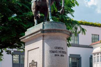 ¡Loor y augusto futuro a la muy noble provincia de Herrera en sus 111 años de creación política!