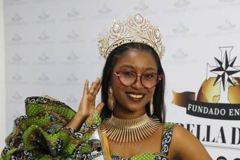 La reina de la Gran Feria Afroantillana Astrid Peña hace hincapié en el rol de los jóvenes en la transmisión de los contenidos culturales.